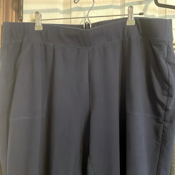 St John’s Bay Pants (2 pair)Mid-Rise Slim Plus Size 2X American Navy & Charcoal - Picture 2 of 12